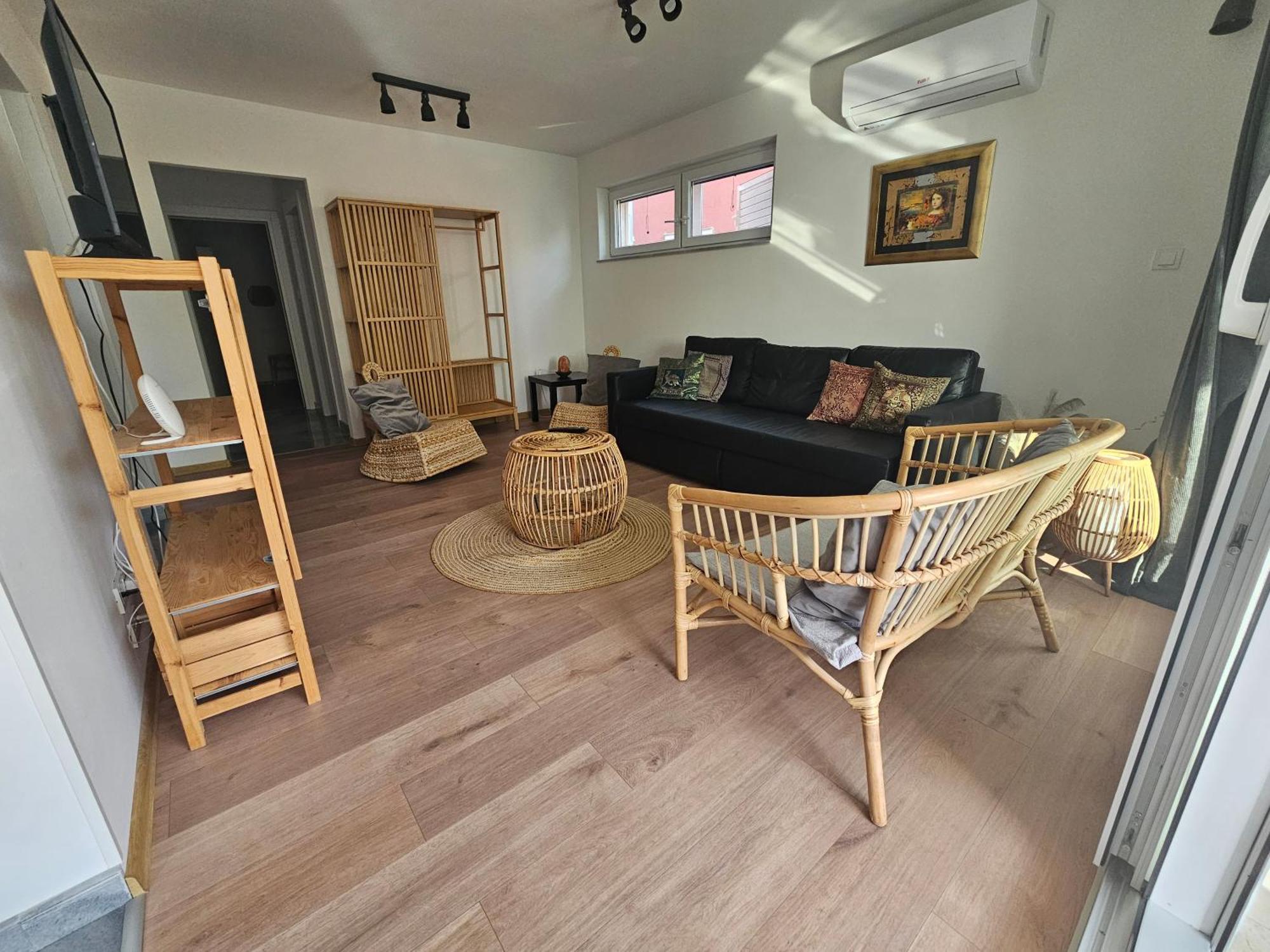 Vila Regina Apartment Rex With Swimming Pool Езера Экстерьер фото