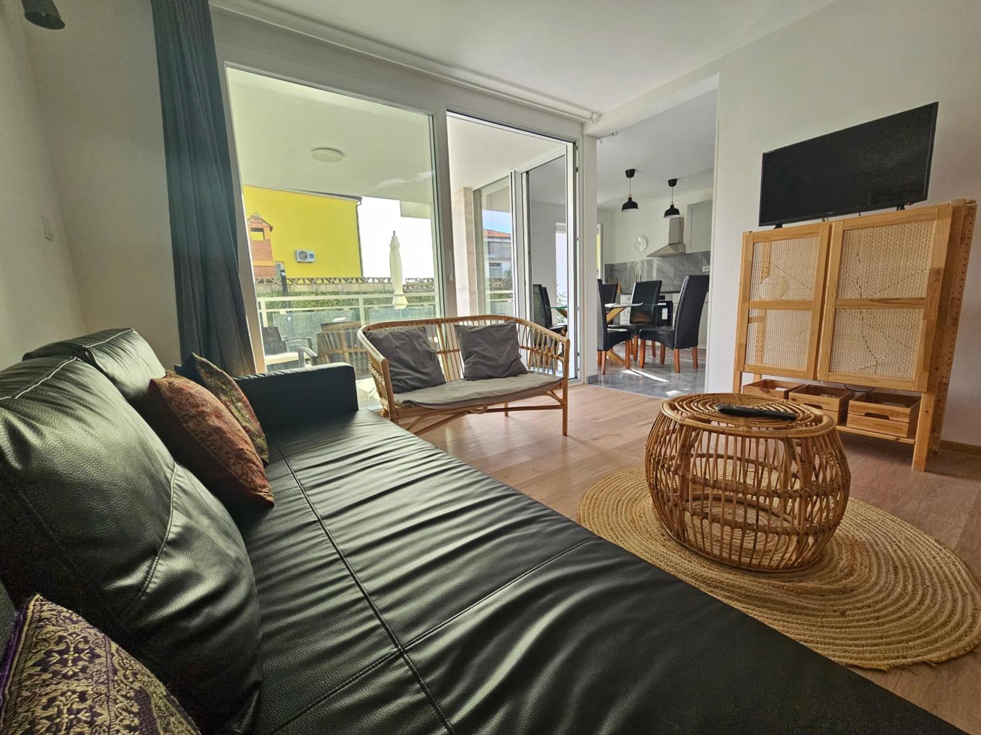 Vila Regina Apartment Rex With Swimming Pool Езера Экстерьер фото