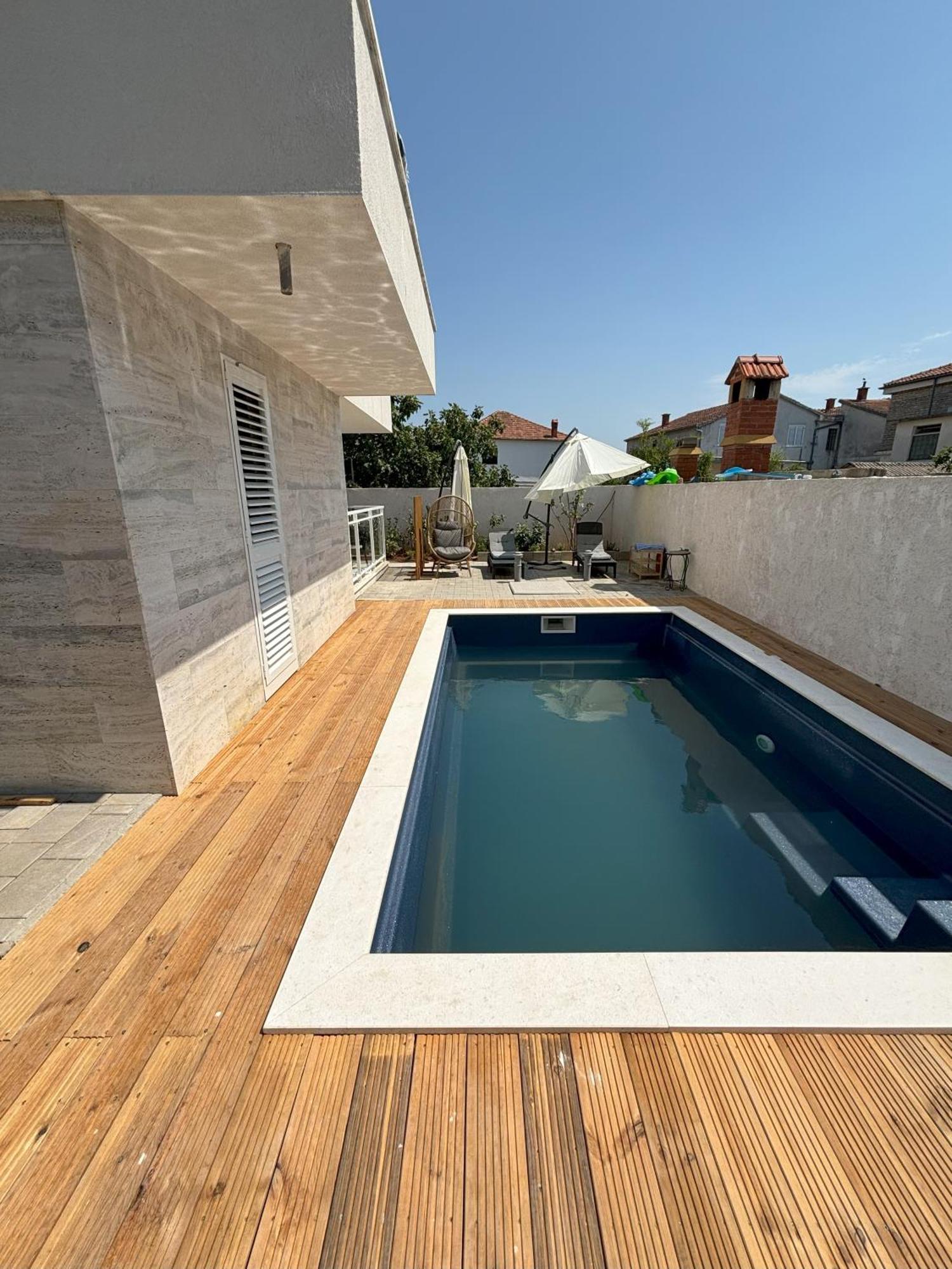 Vila Regina Apartment Rex With Swimming Pool Езера Экстерьер фото